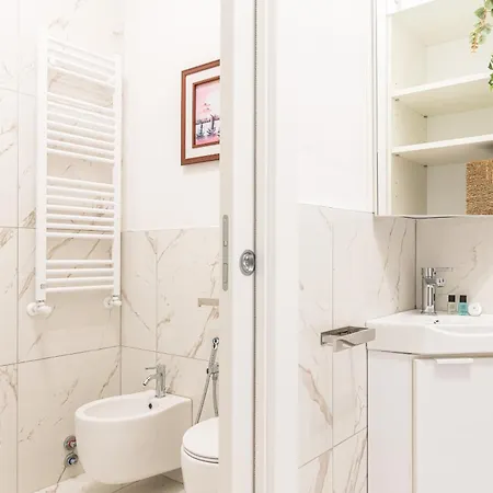 Apartment Design - Tricolore, Macedonio Melloni