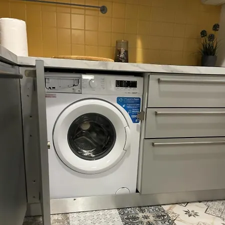 Industrial Loft In Maciacchini - Metro 50m Smartworking & Netflix דירה