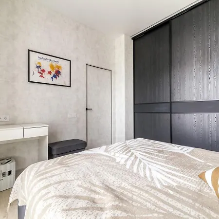 Appartamento Designer Apartment, Warm, Spacious In Milano