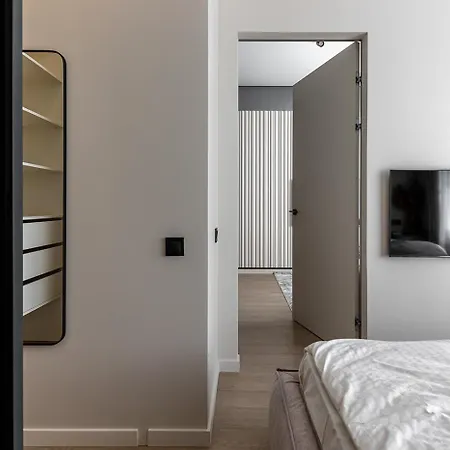 Designer Apartment, Warm, Spacious In Appartamento *