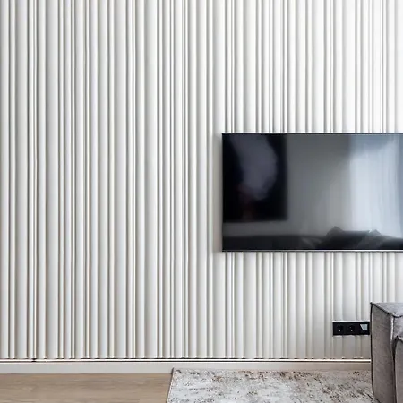 Designer Apartment, Warm, Spacious In Appartamento Milano