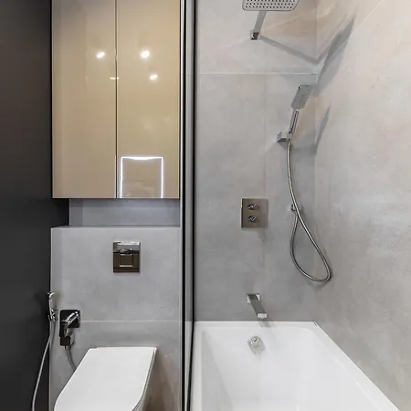 Appartamento Designer Apartment, Warm, Spacious In
