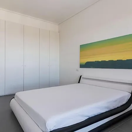 Panoramic Apartment-hosted By Sweetstay * Milaan