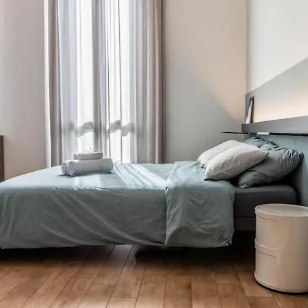 아파트 Design Experience Flat - 5 Min Loreto 밀라노