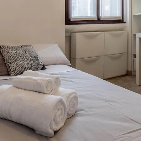 Apartman Design Experience Flat - 5 Min Loreto *