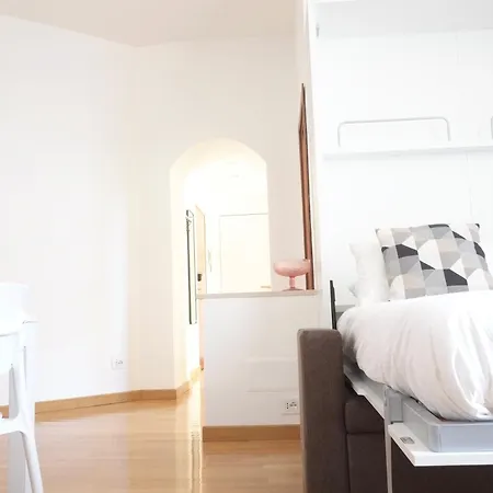 In Brera_65m²_a/c_self Check-in_smart Tv_kitchen Apartament