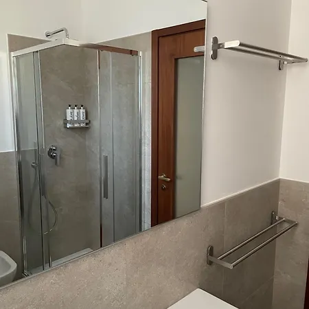 In Brera_65m²_a/c_self Check-in_smart Tv_kitchen Mediolan