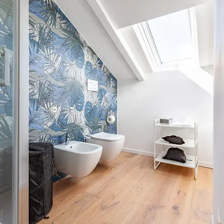 City Life - Modern Nearby M5 Domodossola Apartment