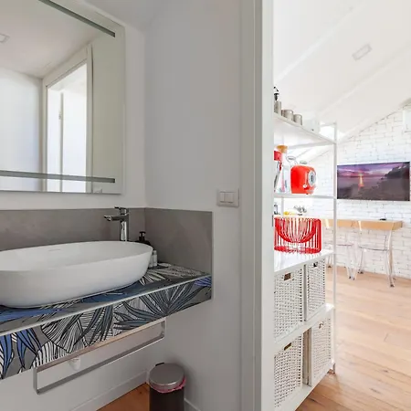 Apartment Life - Modern Nearby M5 Domodossola