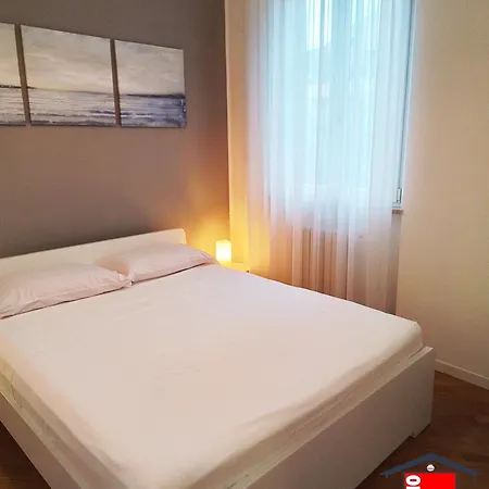 Milanoflats - Trilogolinelli Apartman *
