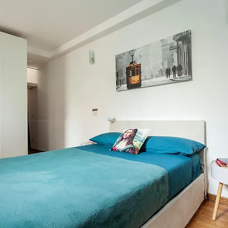 Duplex Luminoso In Zona Residenziale Апартаменты