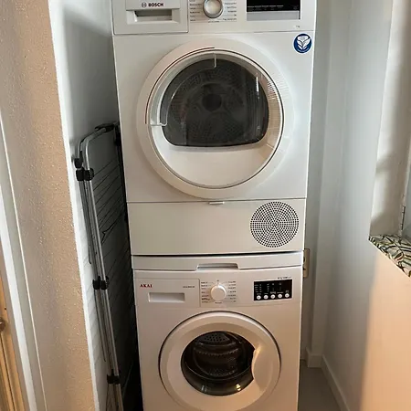 Bilocale Metro 4 - Linate Airport E Duomo 10 Min