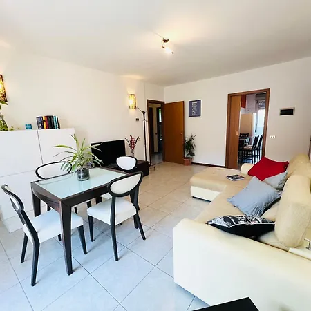 Lux Very Big With 2 Bedrooms And 2 Terraces