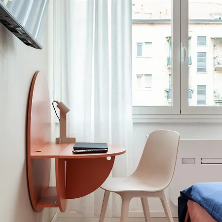 Apartment Giulio's Hideaway - Close To Station *