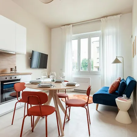 Apartment Giulio's Hideaway - Close To Station