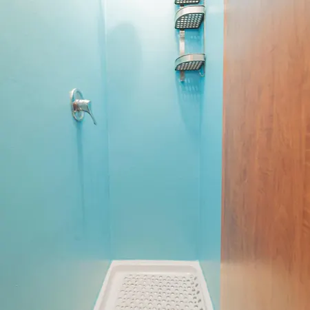 I Host - Vettabbia 1 *