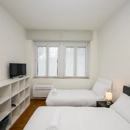 Airguest Pianella Guest house