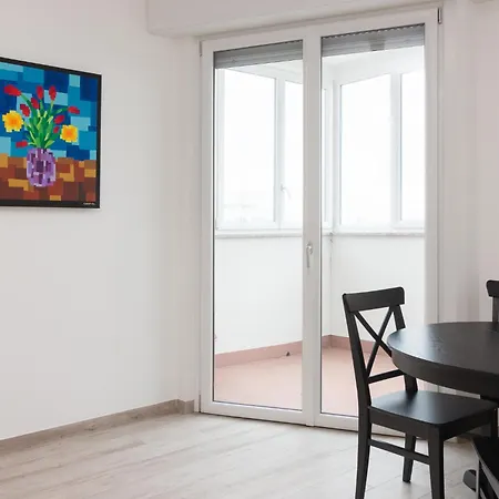 Appartement Nuovissimo Attico 17esimo Piano, 10 Posti Letto