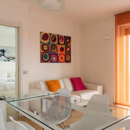 Youhosty - Savona 122 *