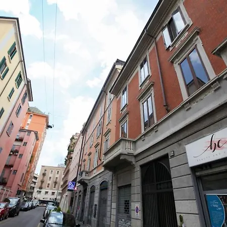 Hacca Collection- Navigli&bocconi-centro-porta Romana דירה *
