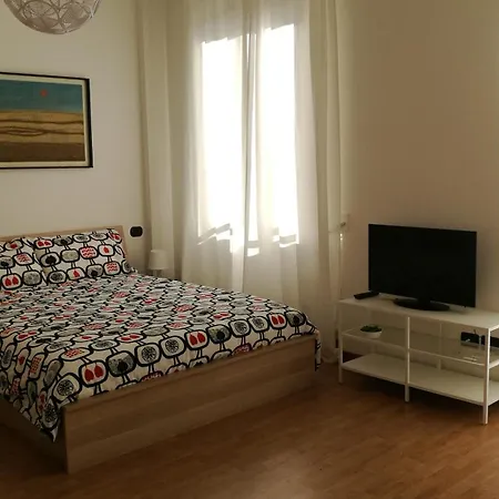 Apartment Monolocale Zona Loreto Mm1 Pasteur P1 Milan