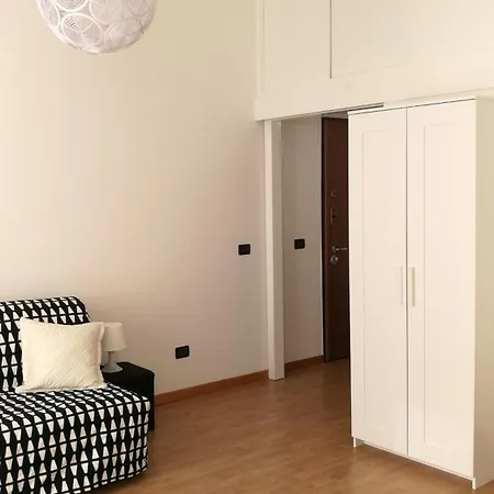 Monolocale Zona Loreto Mm1 Pasteur P1 Milan