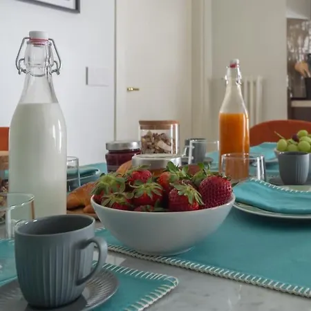 Castaldi Charming Suite-hosted By Sweetstay شقة