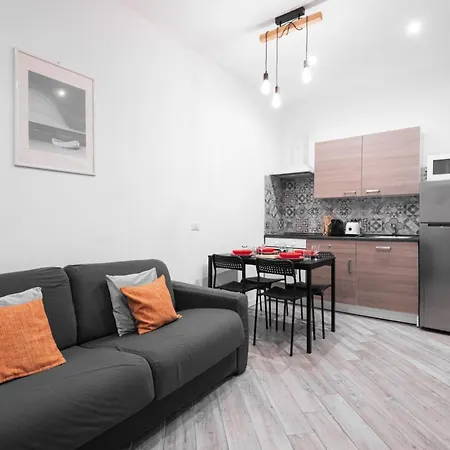 Easylife - - Galeazzo 4 - Navigli * Milánó