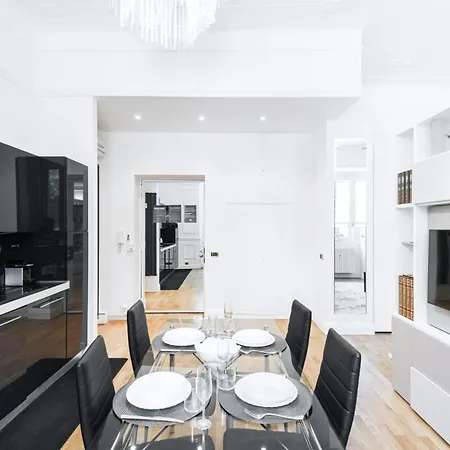 Easylife - Monolocale In Sant'ambrogio 아파트