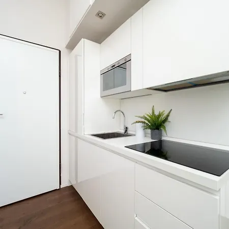 The Rent - Cozy Close To Navigli Lägenhet