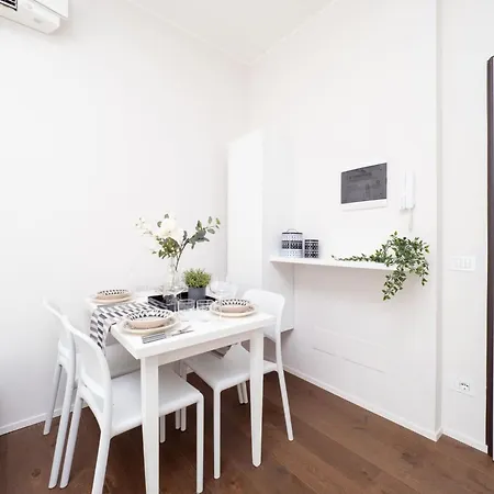 Daire The Rent - Cozy Close To Navigli