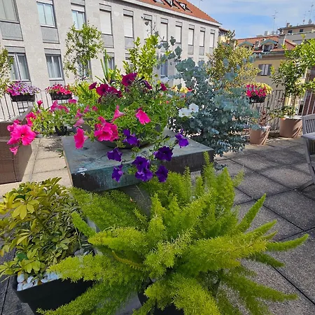 Exclusive Floor 2-bedroom Flat Lejlighed Milano