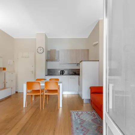 Apartment Easy Isola Mailand