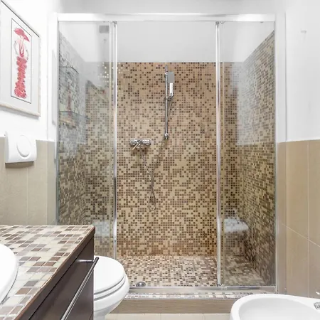 Apartment Tar5 -20 Minutes From Duomo- Design-elegant Milan