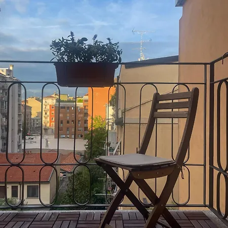 Apartment Xenia - Fashion Week Near Navigli