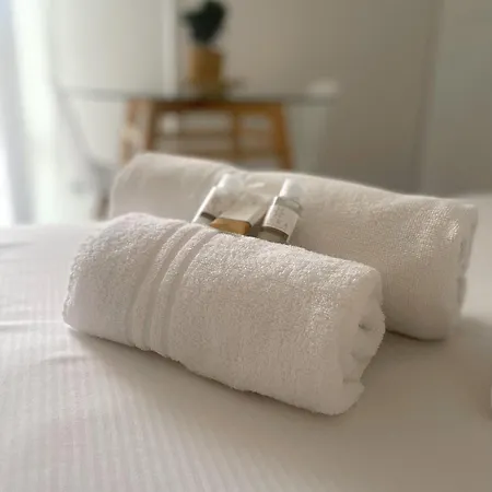 Xenia - Fashion Week Near Navigli * Milano