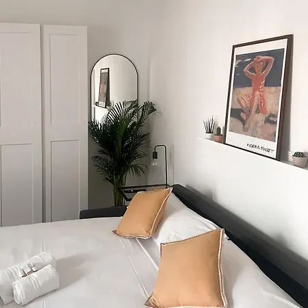 Apartment Xenia - Fashion Week Near Navigli *