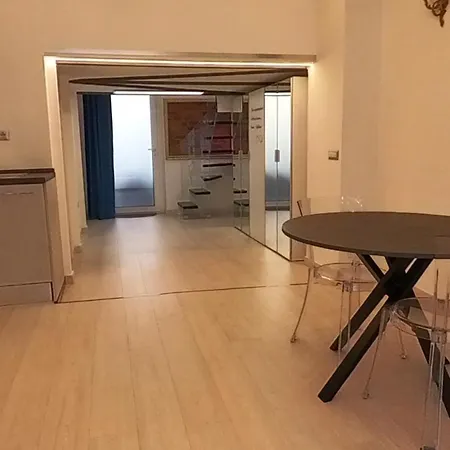 N&ghomesweethome Gogh Elegante E Confortevole *