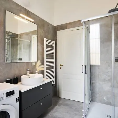 Duomo-fiera - Five Stars Milanese Style By Halldis * Milaan