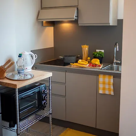 Xenia - Modern, Quiet And Cozy *