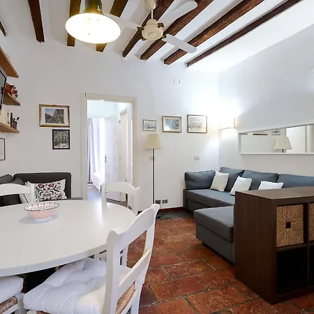 Rustic And Cozy In Navigli