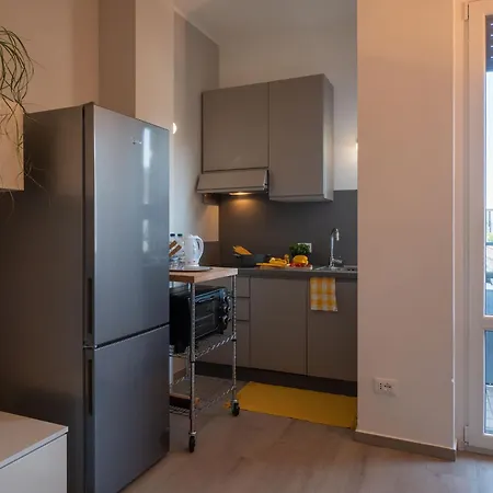 Xenia - Modern, Quiet And Cozy