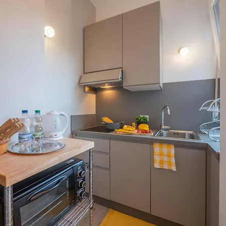 Xenia - Modern, Quiet And Cozy Milano