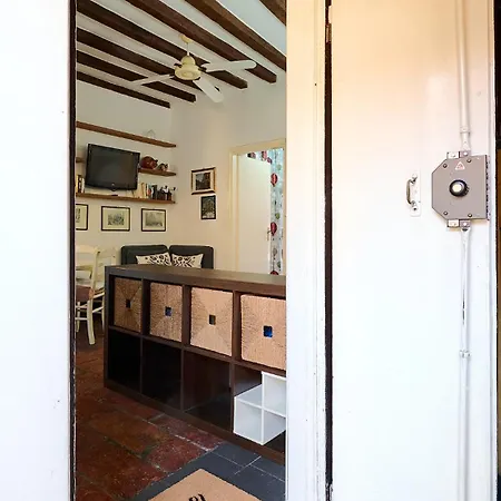 Rustic And Cozy In Navigli * Milan