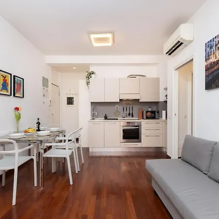 Luxury Centrale With Wi Fi Netflix Apartment