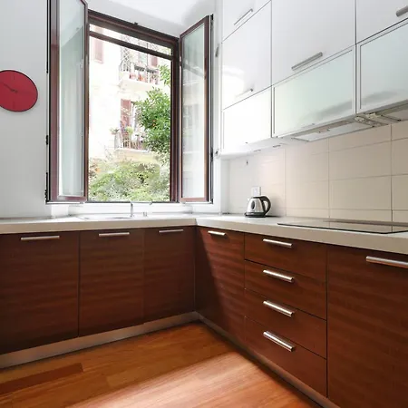 Just Urban - Elegant And Bright - Risorgimento Area