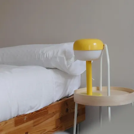 Hostmate - - Sammartini -