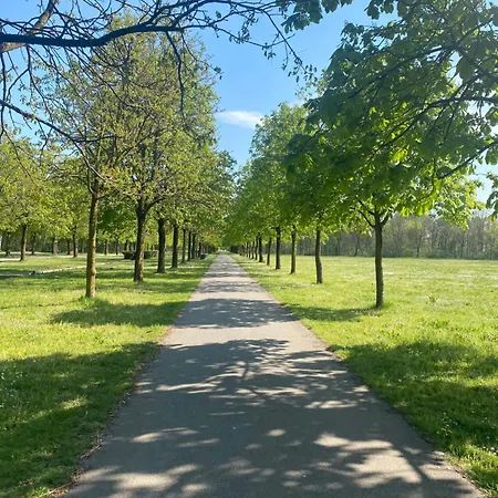 Bicocca Ultimo Piano Con Ampia Terrazza Апартаменты *