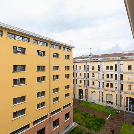 Suzzani 96 - Bicocca Area Apartment *