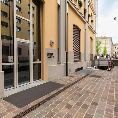 Suzzani 96 - Bicocca Area Apartment Milan